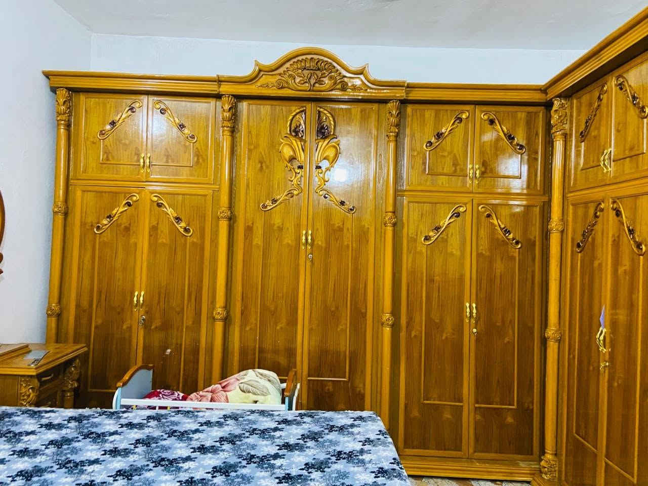 يوجد غرفه نوم صاج عراقي شرط حطاطه الوجه ٥ملم نضافه فول السعر مليون و٤٥٠ للاستفسار الاتصال على الرقم ***********
