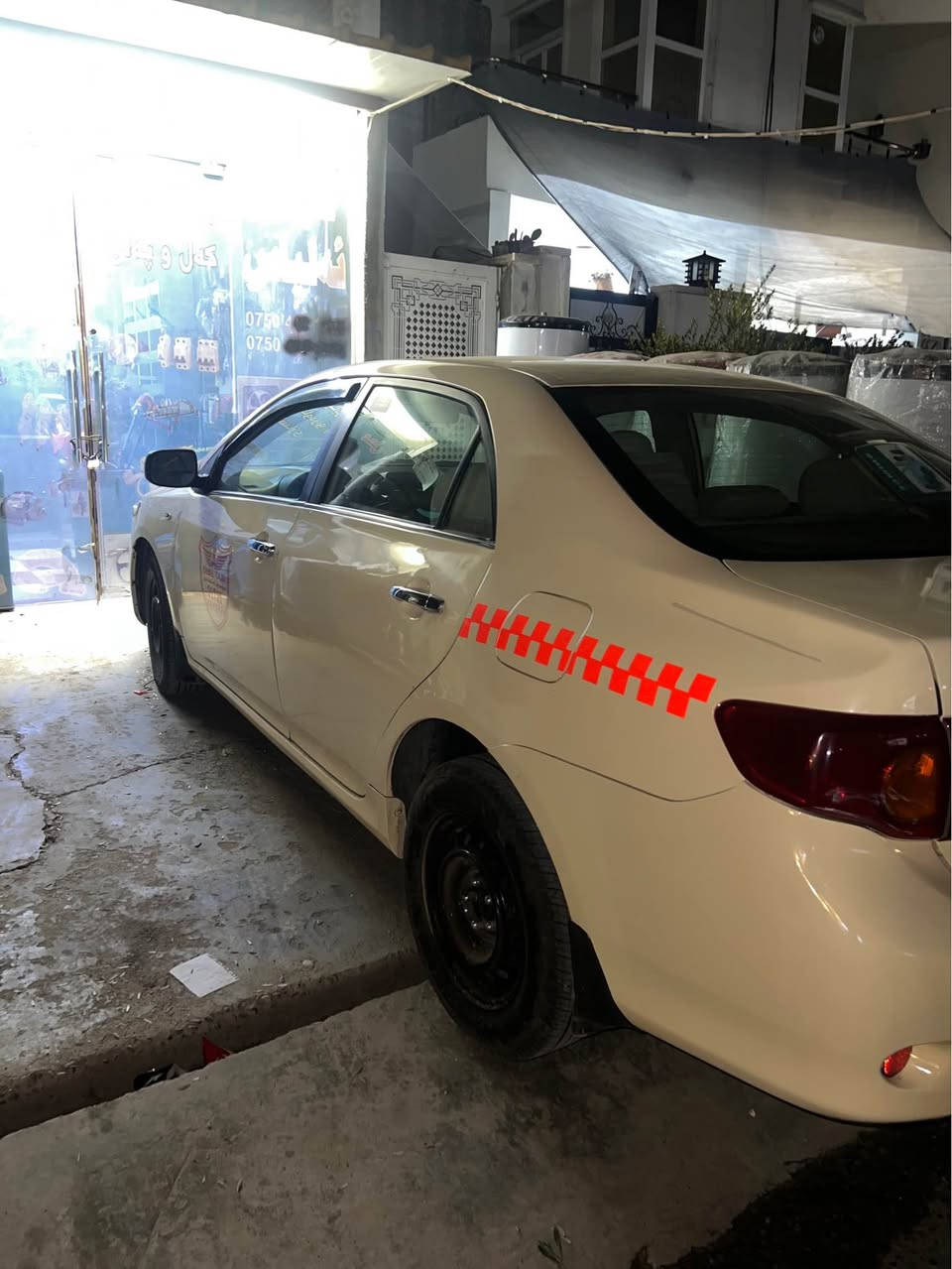 تەکسی 2009 دەپارچە رەشە جەپیکی پیشەوەی هەیە جەپیکی پشتەوەی هەیە بەس زۆر نیە بەحستەمە سەنەوی هەتا ٢٠٢٨ بەناو کردن بەشەر غرامەی580هەزاری لەسەرە هەموو شتیکی نوێ ساحریشی 127 وەرەقەو مەجالی تیدایە
*********** أربيل, العراق
