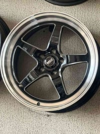 مراوس • اكسسوارات سيارة • للبيع