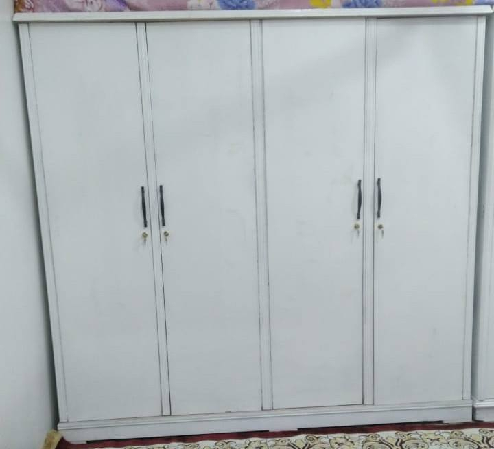 شغل نجاره حسب طلب تسكام درجه اوله صبغ ابيض شني لمديل تريده موجودحسب طلبكم مكان سماوه اي ستفسارمراسله اوتصال ***********
