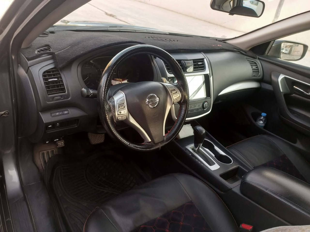 سيارتي الجميله للبيع نوع نيسان التما2017 مكفوله ونظيفه مثل ما بالصور السعر 125$ بيع مستعجل🌺🫤


**إذا كنت صاحب هذا الإعلان وتريد حذفه لأي سبب، رجاءا أرسل رسالة إلى الدعم الفني**