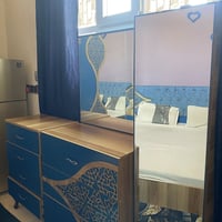 غرفة نوم • للبيع • راسل بالاستوري