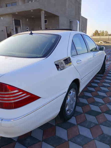 السلام عليكم اخوان للبيع
مرسيدس اس كلاس (غواص)
موديل 2002 اصل 
دخول 2023
وارد يابان 
السياره بيها صبغ ٣ قطع داخل العراق 
السياره 320 اصل 
دبل جام مضلل اخضر بلادي 
تدفئه بالكشنات 
كشنات خزن ميموري 3 وضعيات
داخل جلد اسود 
سيدي جنجر 12 قرص 
برده كهربائيه 
تجاوي خلفيه قلابه كربائيه
تحكم ستيرن 
شاشه معلومات 
تبريد قطعتين 
سستم اناره داخليه 64 لون تفاعلي
لايتات زنون بلادي اوتو 
حساسات ركن
ماسحات اوتو 
بصمه
بيبان شفط +صندوق شفط 
مرايات شفط 
المرايه الوسطية كهرباء + تعتيم 
فتحه سقف 
مثبت سرعه 
وضعيات قياده عدد 2
الجوبلس مبدل دبلات بلادي 
السياره بدون مسجات اي عطل ماكو لا كهربائي و ولا ميكانيكي و بالنسبه لعمر السياره جديده و رقمها راداري كلش مميز  و بالعافيه عالياخذها سياره مال بيت درهم متصرف عليها سعر السياره مناسب بالنسبه لحالتها السعر 133 للاستفسار ***********
