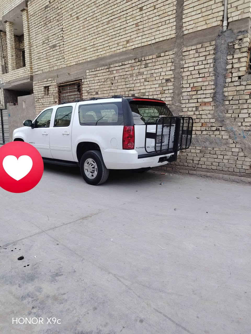 سلام عليكم للبيع جيمسي فحل 2009 مكينه 6100 وكير٧ تورباين جديد دوشمه جديده رقم بغداد انكليزي بسمي السعر150 وبيها مجال الاستفسار*********** مكان السياره بغداد حي ور
