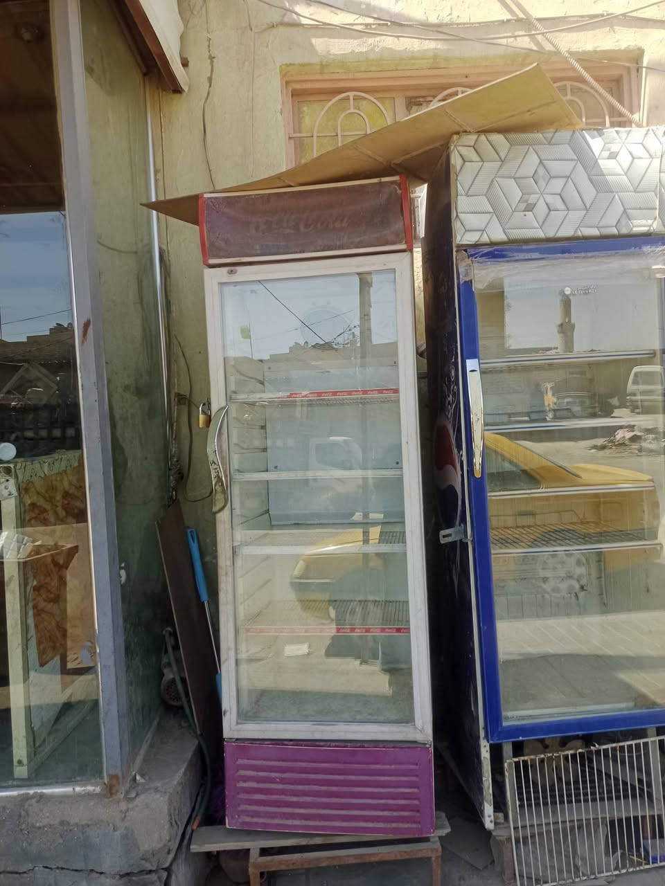 السلام عليكم اخوان برادات للبيع ديوانيه اللي يشتري السعر خاص رقم الموبايل***********
