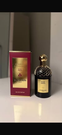 عطور • مستعمل • قليل الاستخدام