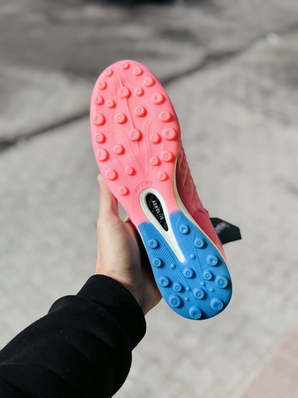 كيلمي وكاله أصلي
ما مستخدم 
قياس 41
42
43
توصيل موجود


**إذا كنت صاحب هذا الإعلان وتريد حذفه لأي سبب، رجاءا أرسل رسالة إلى الدعم الفني**