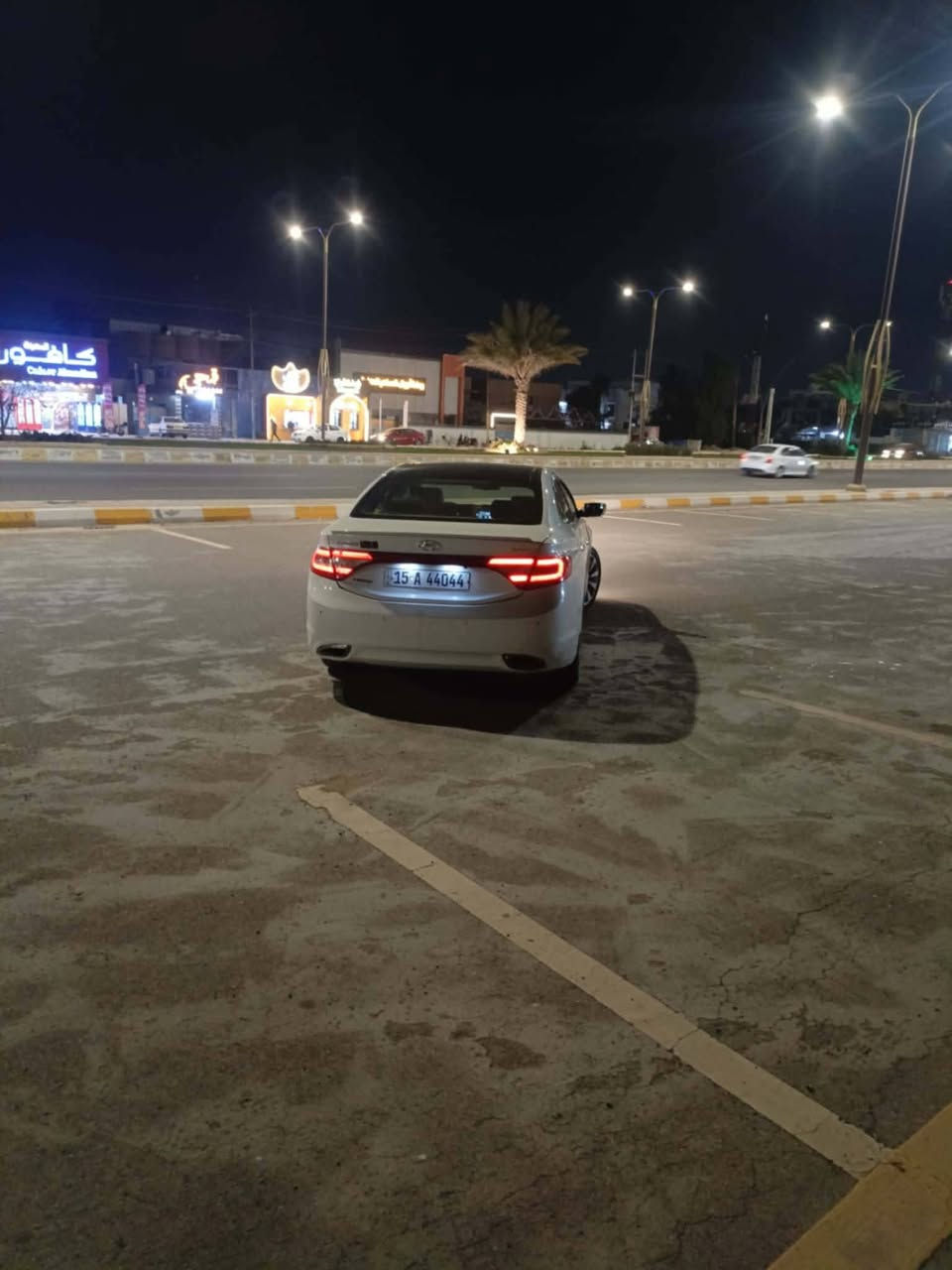 سلام عليكم سياره هونداي ازيرا خليجي موديل 2014 فول مواصفات مكان السياره الفلوجه الاتصال *********** ////***********
