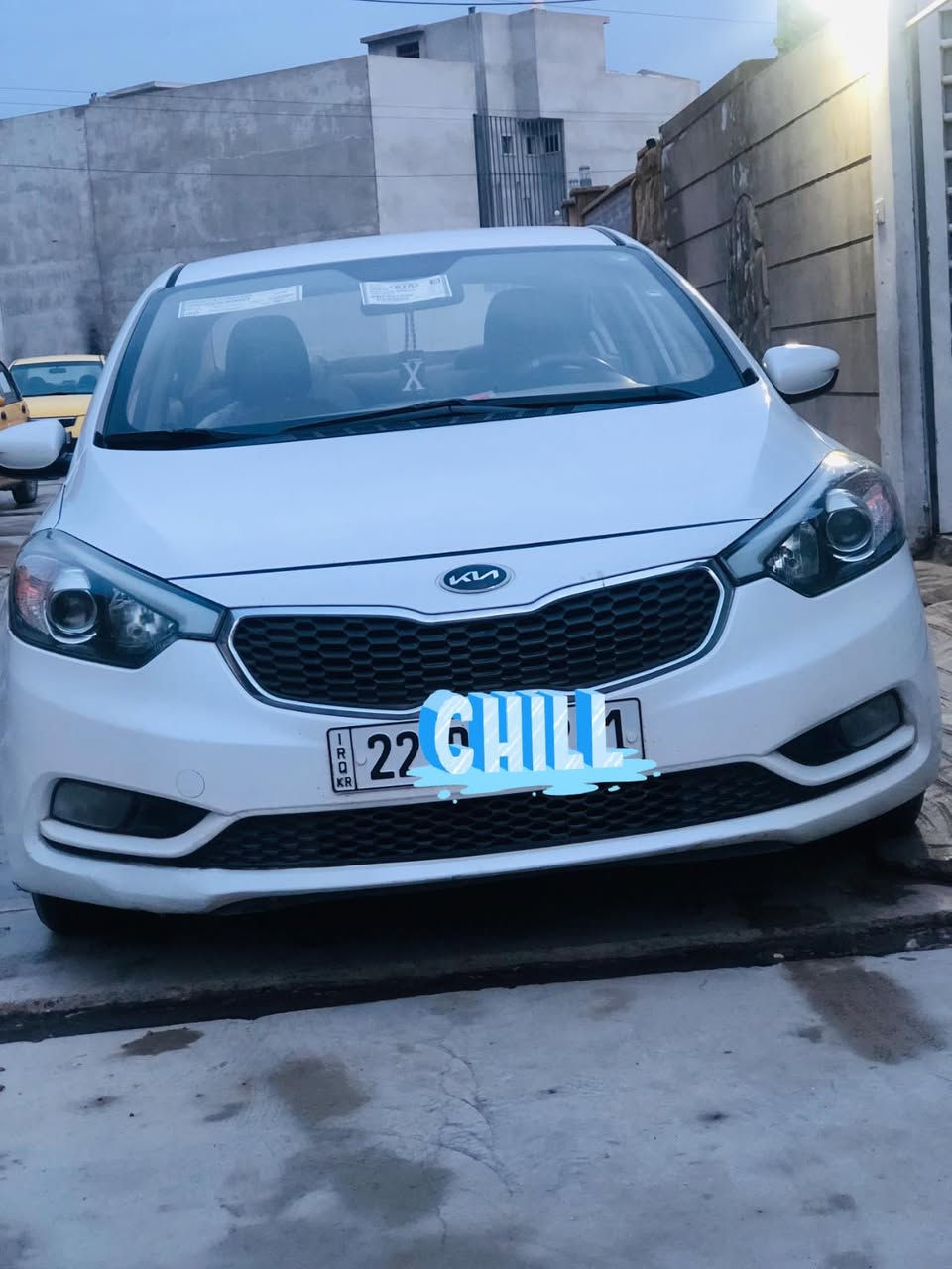 سلام عليكم 

سيراتو مديل 14 خليجي بلا ضرر فقط بالهلال شبر ونص صبغ 
محرك 1600 دوش مامفتوح شرط محرك وكير 
بيها ملاحظات بسيطه رقم اربيل دولي شرط التحويل طخم صدر جديد تبريد ثلج 
سنويه ل27 هزه لشهر 11
مكاني الموصل رقم الهاتف ***********
