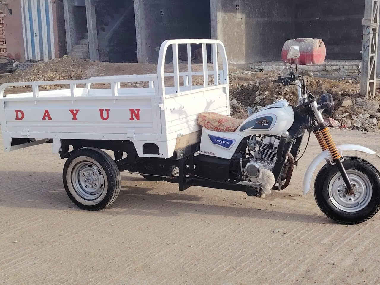 ستوتة للبيع موديل 2011 رقم ذي قار غير منتهي  سنوية جديده كير جديد محرك جديد اكسن جديد للاستفسار الاتصال على ***********
