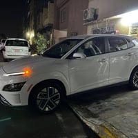 للبيع هيونداي كونا كهربائيه بلكامل موديل : 2023 مرقم بغداد دخول جديد ا...