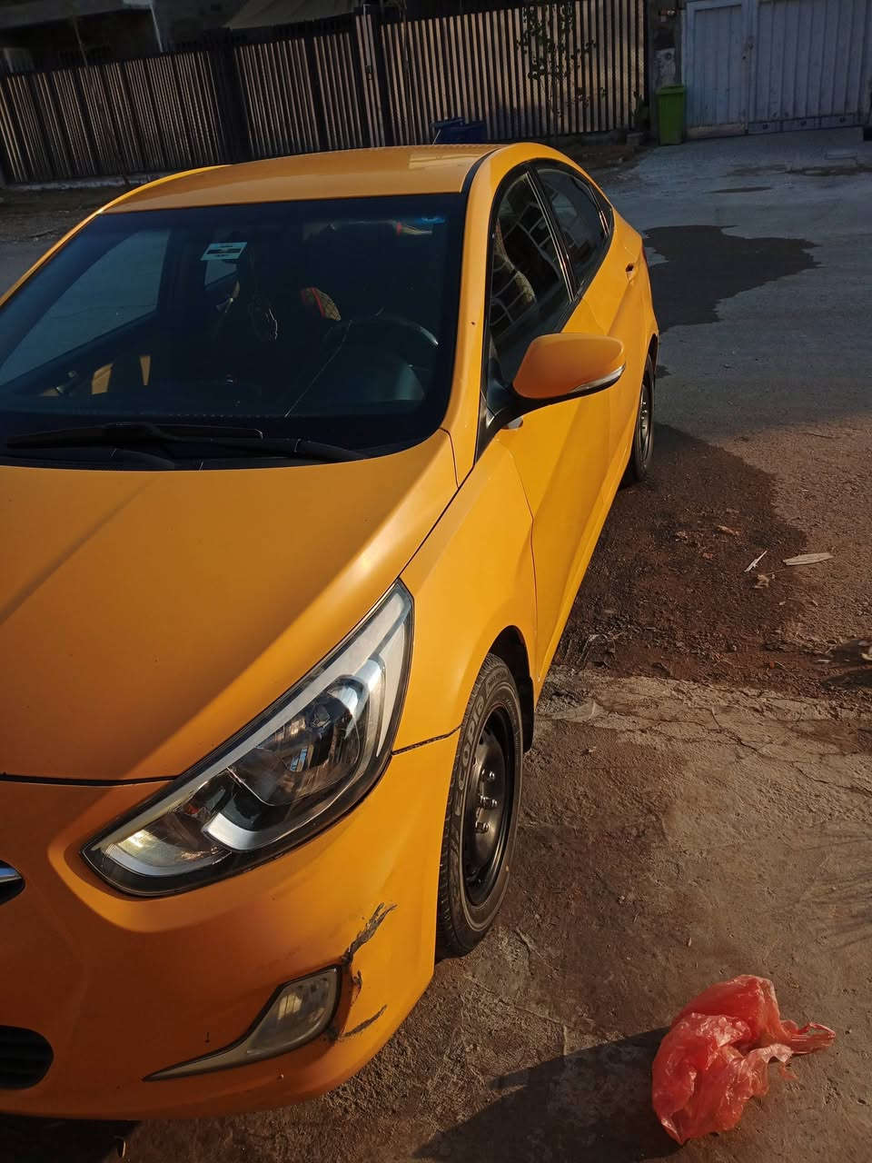 اكسنت موديل 2016  خليجي محرك 1600 بيه باب سائق وعكس سائق مصطلحات باسمي تحويل ثاني يوم سعره 95 شراي يتصل ***********
