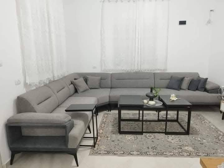 صبايا موجود هاد طقم الكنبيات جديد مش مستعمل بدي ابيعه بسعر العرض 
المعني فيها يتواصل معي على الخاص


**إذا كنت صاحب هذا الإعلان وتريد حذفه لأي سبب، رجاءا أرسل رسالة إلى الدعم الفني**