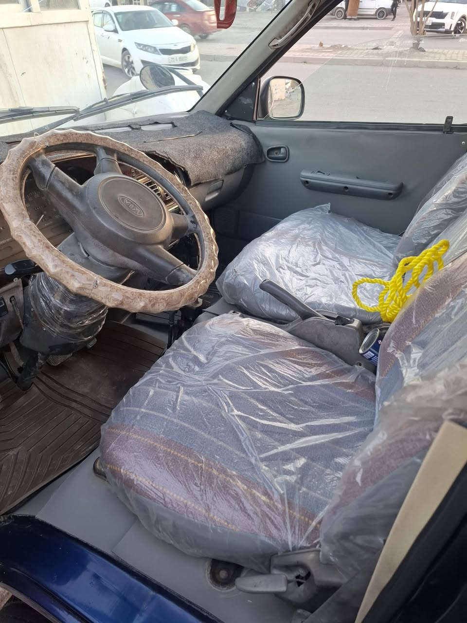 سلام عليكم  كيا بريجو الابيع موديل ٩٦ *********** سعر خاص العنوان  المدان
