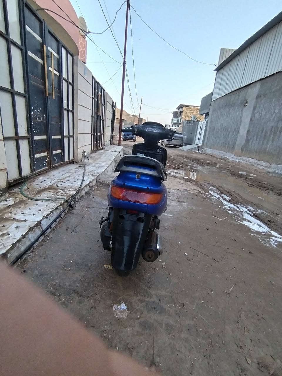 مكلف بنشر دراجه فراشه كرستال حلوه وناعمه مفتوحه كله شغاله اوكامله علفحص سعر 325 اوبيه مجال قليل عنوان شارع طهمازيه قرب حلويات قصر الشام الهاتف ***********
