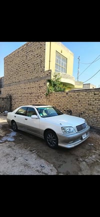 كراون • ٢٠٠١ • مكينة D4