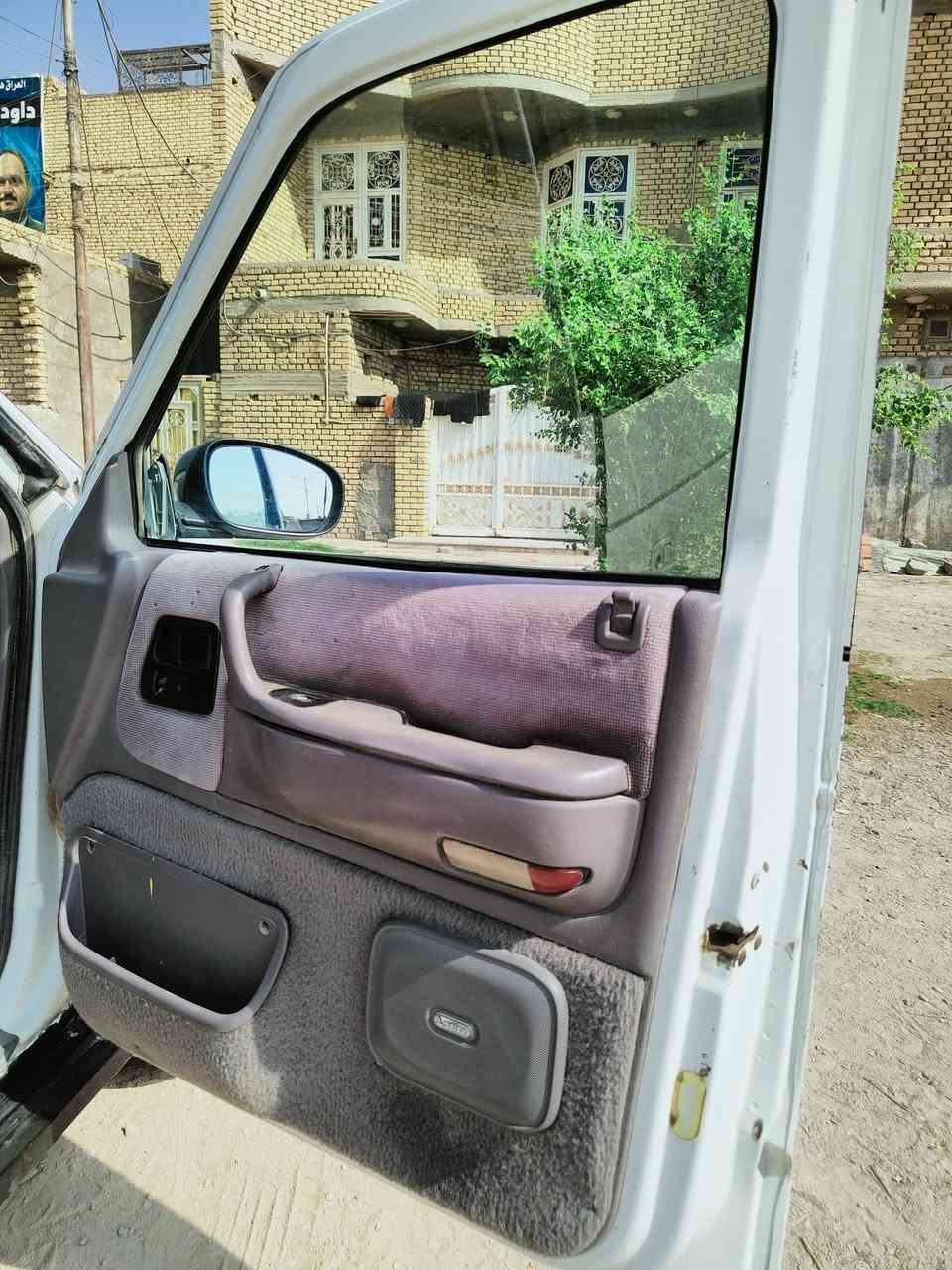 السلام عليكم سيارة كلايسلر موديل 94 سبعة راكب رقم كربلاء انكليزي باسمي قبل شهرين استلمت السنوية والأرقام الانكليزي سياره مكفولة ما عدا التبريد كشن كهرباء جنطة كهربائي دوشمه جلد فتحة فيت بم داخل السيارة تواير جدد حتى الاسبير باتري جديد حدادية جديده مشط وباور جديد كير و محرك شرط
للبيع 45 او المراوس موديل اعلى ونتفق على الفرق 
مكان الناصرية مركز ***********
