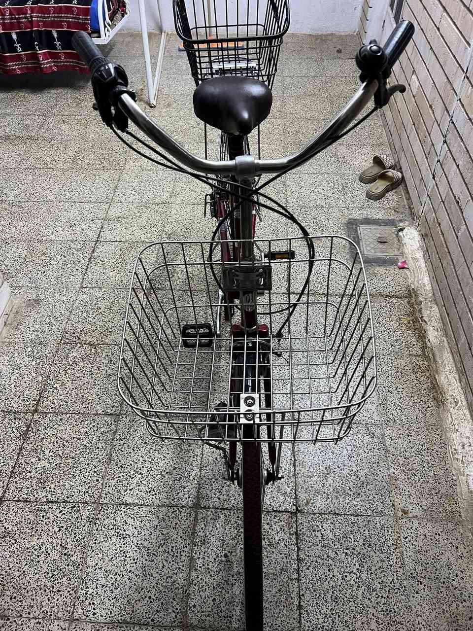 السلام عليكم❤️
بايسكل ياباني كير حجم (27)
نضيف حيل مثل ما واضح بل صورة 
السعر125 الف قفل 
لتواصل  ***********
