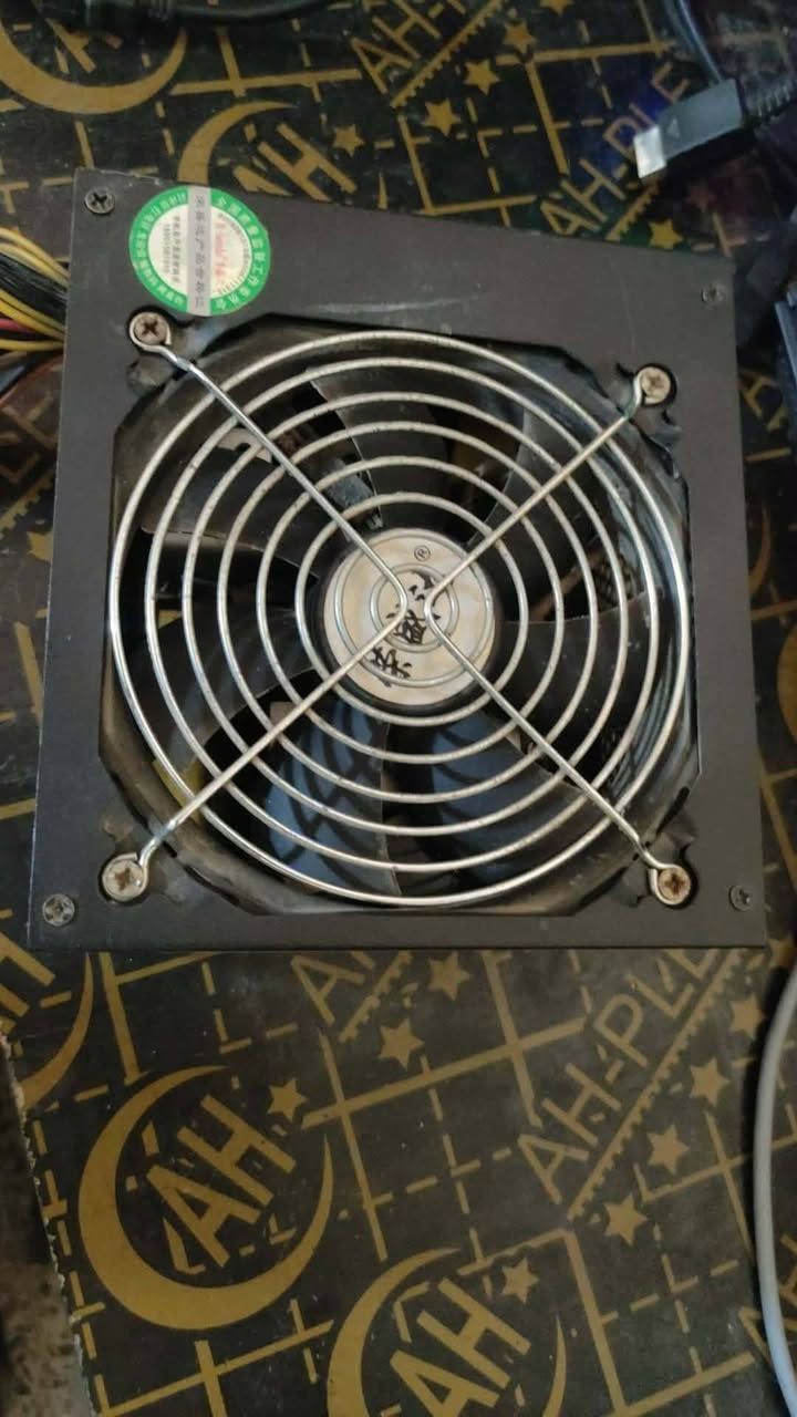 مكلف بالنشر
السلام عليكم ورحمة الله وبركاته.
إثنين PSUs للبيع، واحد مال Gaming من Fantech, إستعمال شهر بس.
و الثاني صيني بس هم يشتغل جربته من يمي ما بيه شي، إثنينهن 550W.
الصيني ب35، و الFantech ب75 و بيه مجال.
للاستفسار التواصل مع هذا الحساب
https://www.facebook.com/share/1L6NLpMEnj/


**إذا كنت صاحب هذا الإعلان وتريد حذفه لأي سبب، رجاءا أرسل رسالة إلى الدعم الفني**