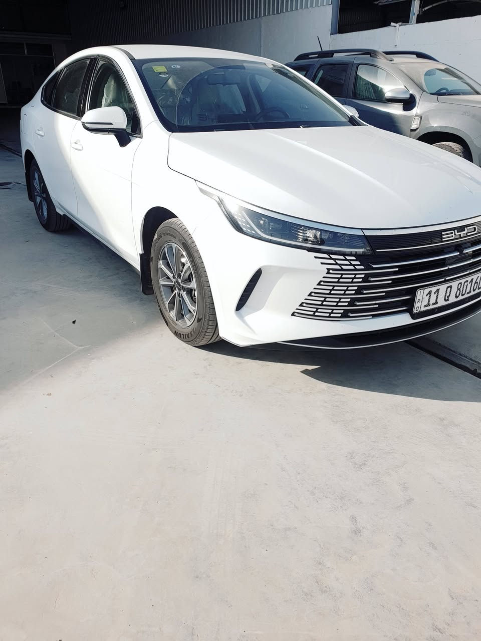 السلام عليكم/ بي واي دي دستورار 2025 /رقم بغداد الدولي حره تحويل مباشر بحالة جيدة جدا /ماشيه ١٢ الف بين كهرباء وبنزين/ مكفواله /السعر ١٢٥ شامل العقد المروري وتدللون/***********
