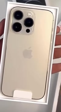 آيفون ١٤ برو ماكس • ٢٥٦ • بطارية ٩٧