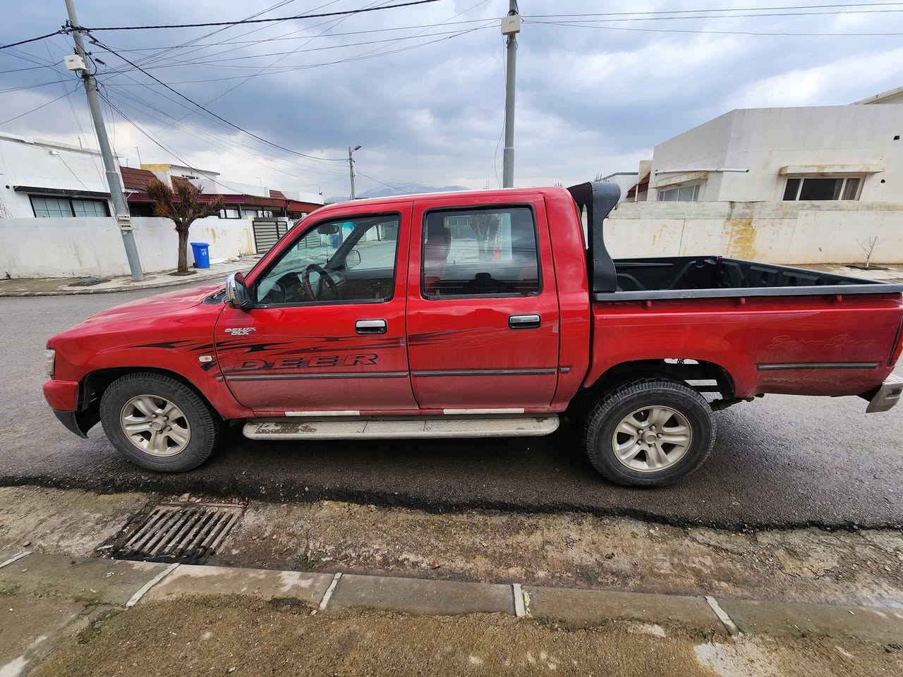 2012
بی سبوغ
۹٨هەزار ڕۆشتووە
تایەیی نوێی ڵەژێرە
تووندوتۆڵە
سەنەوی سەڵاحەدین
باجی دهۆک
گیڕو مەکینەیی بەشەرت

*********** سوران, أربيل
