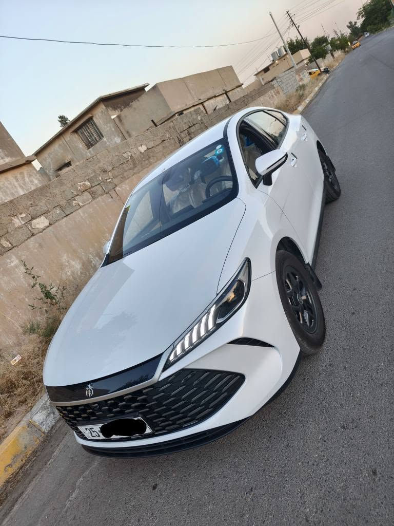 Byd qin plus 2025
تمشي بالتفويلة 2100k
السيارة زيروو مكفولة من كلشي 
ماشية (7000)كيلو بالضبط 
•(شحن_هايبرد بانزين) 
جميع ملحقاتها موجودة
• شاشة وسطية كبيرة
•شاشة كيج الكتروني
•تشغيل بصمة
•تشغيل عن بعد
• كارت تشغيل nfc
•ابواب بصمة
• سويج بصمة
•حساسات خلفية
•كامرة خلفية
•قطعتين تبريد
•لايتات زينون 
•كشنات جلد بيجي
•اوتو هولد
•تحكمات ستيرن
•حساسات اطارات
*لون ابيض
•منافذ شحن
•تحكم مري كهربائي
•اشاير بالمري
•شاحنة بلادي تجي  8 و 16 امبير انته تتحكم بيها تشحن السيارة ب ساعتين
•وضعيات ايكو_ سبورت _ نورمل
•بعدها بنايلون مال شركة
وبعد بيها هواي مواصفات
مرقمة كركوك كامل باسمي شرط التحويل 
مقدم على بطاقة بانزين 
مكانها كركوك
سعرها (126$)  مع المجال
للتواصل *********** كركوك, العراق
