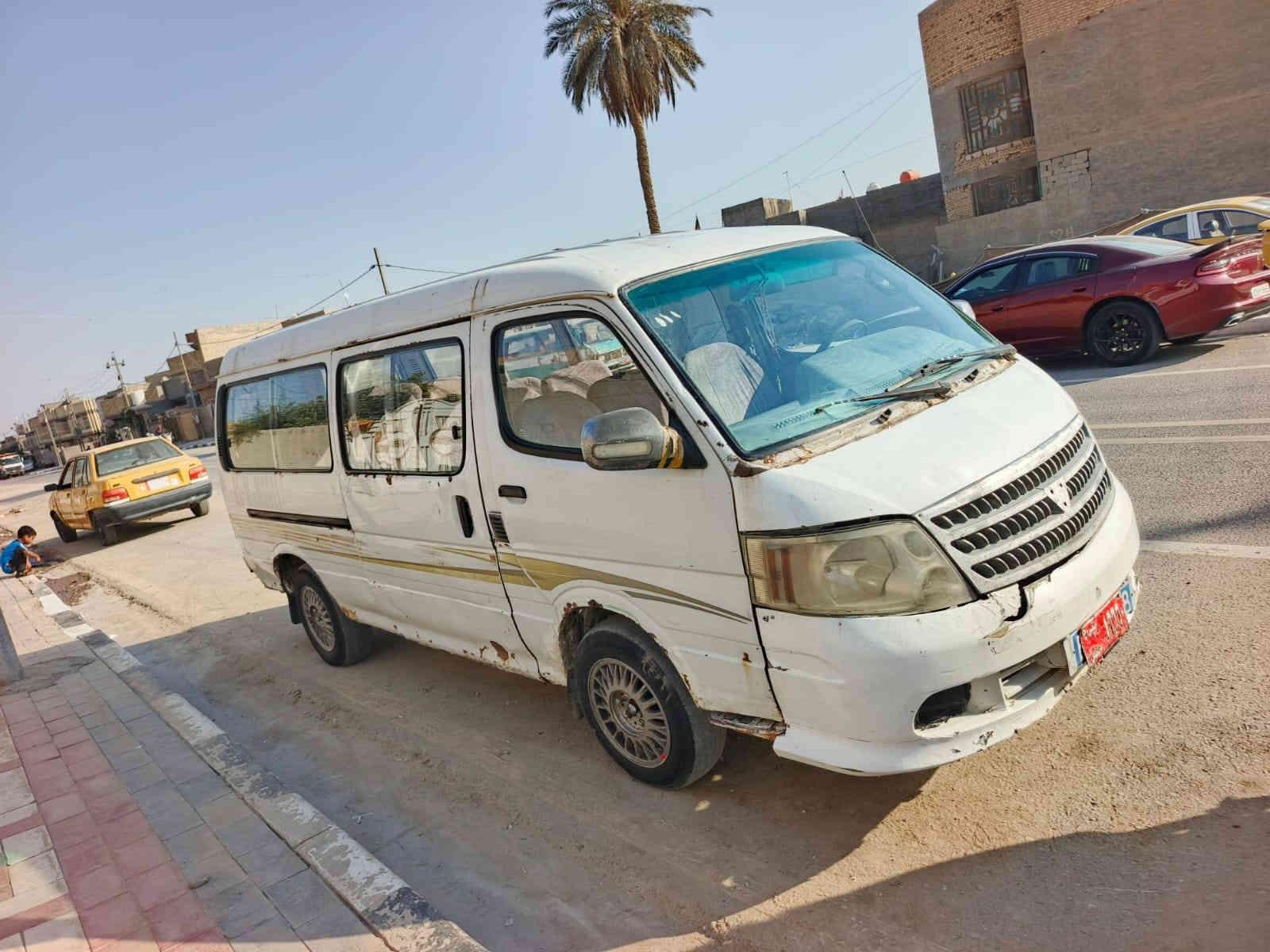 فتون موديل 2009سياره عليه غرامه 140الف مصفره هياءه مكينه حلو ه كير حداديه نص عمر ولمكينه بيه بلكات لو بخاخ فقط رقم بابل سعر 25وبيه مجال رقم احمر مداور تكاتب مكان طوريج ***********
