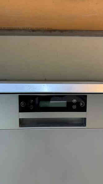 غسالة صحون ماركة جوسونيك فول مواصفات نظيفة جدا 🌹🌹🌹

السعر، 220الف 🔥🔥🔥

موصل الجانب الايسر /حي المثنى 🌿🌿🌿

الشارع المقابل لمنتزه المثنى
✅شارع عمارة النخيل 
✅وماكس جيم 
✅وازياء النمور 

داخل الفرع بالنزول قرب كراج  غسل السيارات   

(منزلي) لبيع الاثاث المستعمل 
متواجدون من الساعة ال3 الساعة 10 مساءاً 

الاتصال  من بعد  الساعة 2ظهرا  الى 12مساءا 

*********** موصل, نينوى
