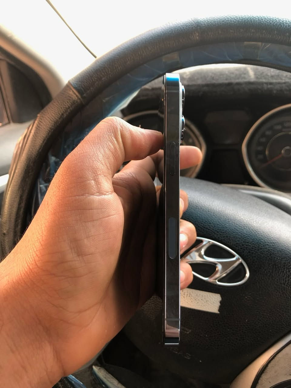 سلام عليكم ايفون 13 برو فقط 
ذاكره 256 تك سيم بطاريه 71 
الجهاز مبدل شاشه تجاري بس ماتعلك 
كله شغلل جهاز شاصي حيل نصيف 330وبي مجال جيتك ملاحضه شاشه بيه فطور ابو 300 لاتعلق


**إذا كنت صاحب هذا الإعلان وتريد حذفه لأي سبب، رجاءا أرسل رسالة إلى الدعم الفني**