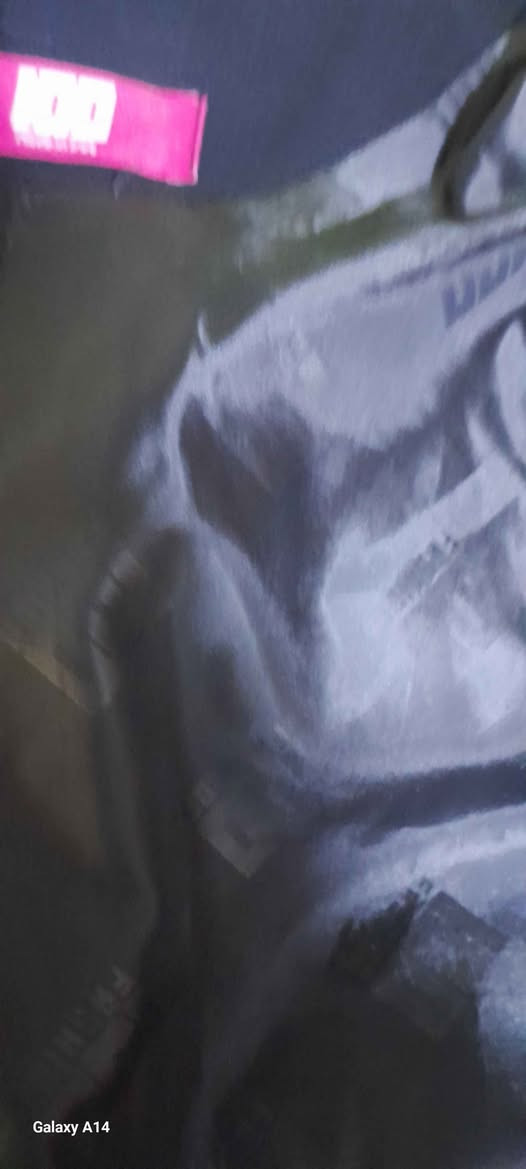 كوستم نسائي أسود مطرز بالبلك مكون من قطعتين سترة مبطنة وبنطلون خياطة عراقية
غير مستعمل فقط على قد القياس والتجربة
لون اسود
السعر الشراء 200
السعر البيع 150
يلبس قياسات
الكتف 50
الصدر 120
الردن 160
طول ستره 75
طول بنطرون 86
الخصر 115
فخذ 82
الورك 136وزن 108 وطول 166 بغداد, العراق


**إذا كنت صاحب هذا الإعلان وتريد حذفه لأي سبب، رجاءا أرسل رسالة إلى الدعم الفني**