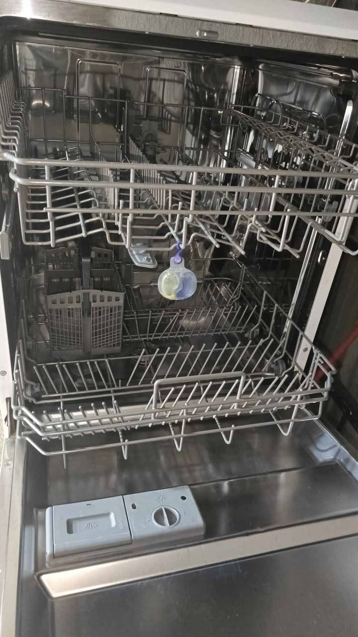 اصلية وكالة 
جاهزة شغلها راقي بالعافية على الياخذها
ماعندي الها مكان 
250,000 العنوان بغداد الكرادة بغداد, العراق


**إذا كنت صاحب هذا الإعلان وتريد حذفه لأي سبب، رجاءا أرسل رسالة إلى الدعم الفني**