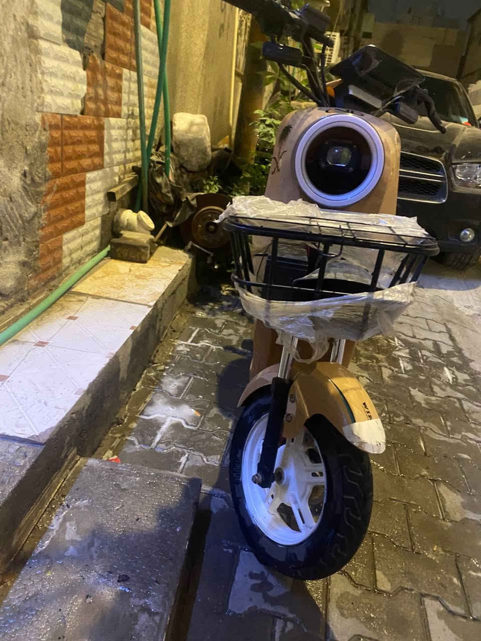 سلام عليكم دراجه R9 للبيع خمسه باتري 32 أمبير الدراجه نضيفه العنوان البصره القديمه استفسار ***********
