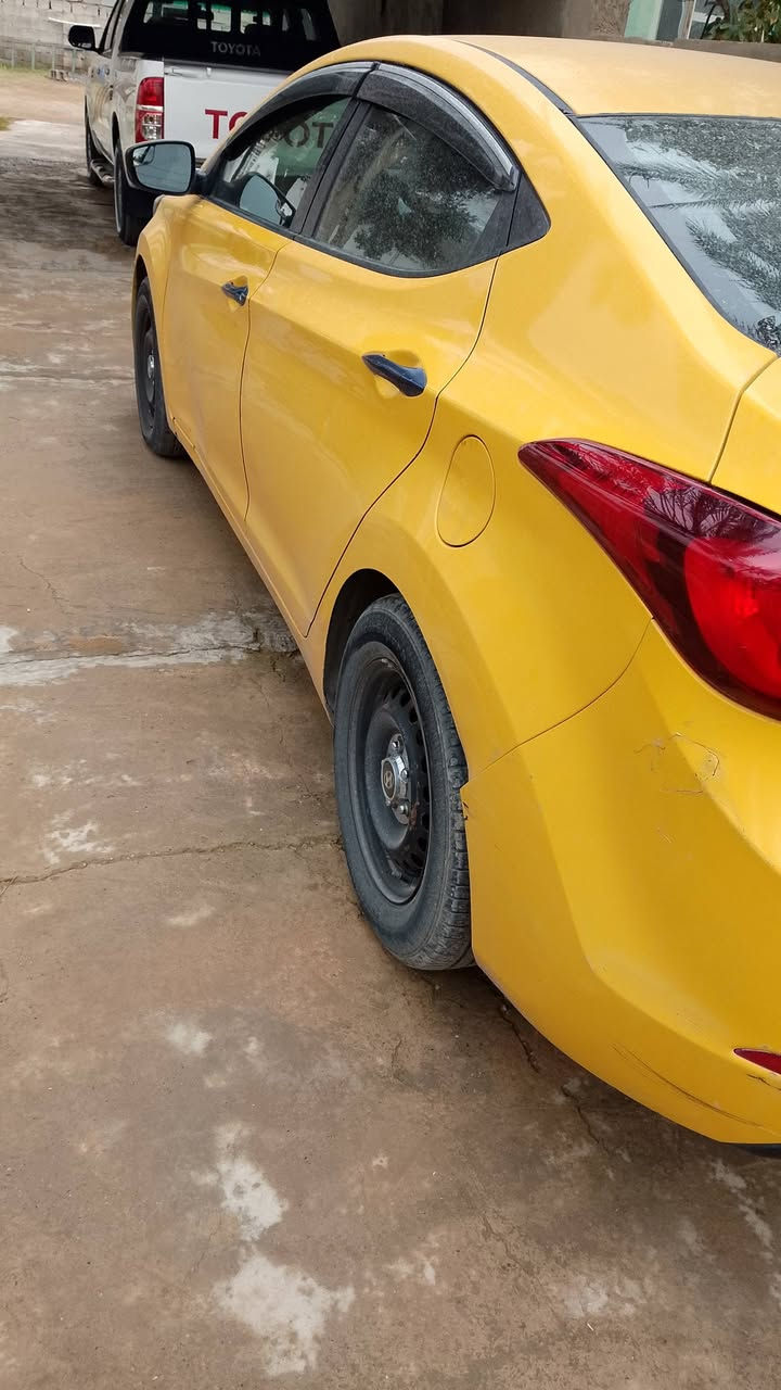 السلام عليكم الانتره 15 رقم بغداد بسمي بيهه باب جاملغ جهه الايمن كير محرك ضمان ترهم مراوس  لا تصال ***********
