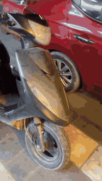 ماكس عدلة بوشة ٥٥ صالنصة fm رياضي سلف شغال كهربائيات شغالة لايتات اشاير كلشي شغال 
السعر 550 الف *********** المكان بغداد
