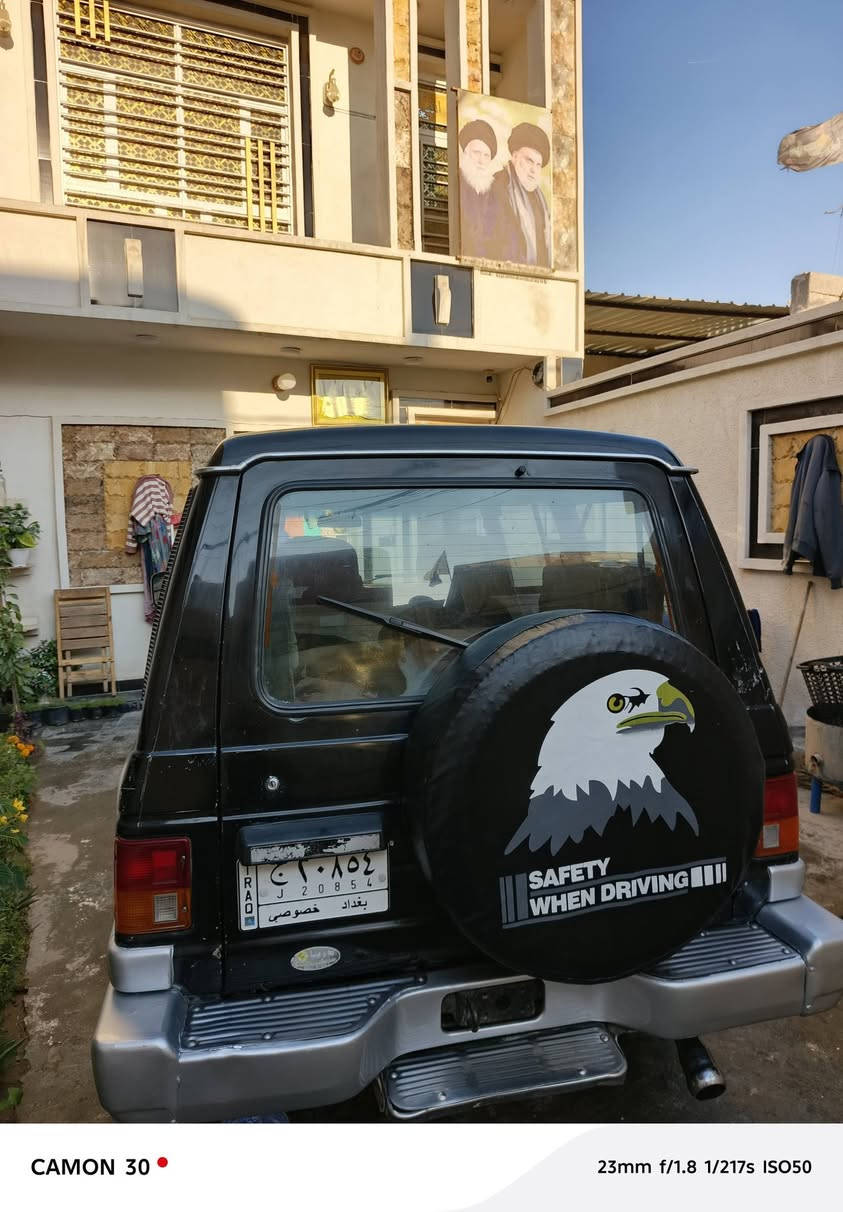 سلام عليكم كالوبر للبيع موديل ٩٦ رقم بغداد الماني مشروع وطني لغايه ٢٦ محرك ابلادي بانزين كير او تماتيك سياره مكفوله من ضربه وصبغ بس لكفرات مصبوغة دوشمه جديده تخم تاير كهربائيات كلهة شغاله نقص تبريد عاطل شرط التحويل مباشر عنوان بغداد مدينه الصدر رقم *********** سعر ٥٥ وبيهة مجال قليل حك الجيه
