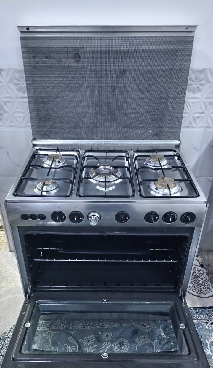 طباخ عراقي السعر 160 ألف 
طباخ عراقي نظام بوري قياس 80 *55 شغال فرن شغال بلادي وضع شركة بدون اي تصليح عيون بواري شركه العنوان موصل جانب الأيمن للاستفسار
***********
***********
