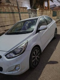 السلام وعليكم سياره اكسنت موديل 2015 شراي على هذ رقم 07812669722