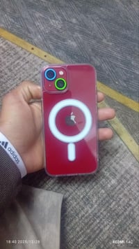 ايفون  ١٣ عادي ذاكره ١٢٨ بطاره ١٠٠ مبدله نوعيه كلش زينه ضمان سنه وشاشه...