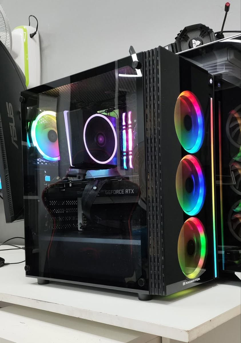 السلام عليكم

تجميعة PC

 🛑🛑 للبيع فقط 🛑🛑

CPU: i5 11400 + Aerocool Gas Chamber Cooler

RAM: Ballistix RGB 16GB 3200Mhz 8x2

GPU: Inno3D RTX 3070 Ti

Motherboard: Gigabyte Z590 Vision G White

 PSU: Gigabyte Aorus AP750GM 750W

SSD: WD Blue 1TB NVMe 2000MB read/write

Case: Xigmatek 4 RGB Fans

سبب البيع مااحتاجهة ومتروكة فترة كبيرة

ضمان على كل القطع. الكراتين مموجودات

السعر: 875 الف مجالهة بسيط

العنوان بغداد العطيفية

الشراي يتصل على الرقم

***********
