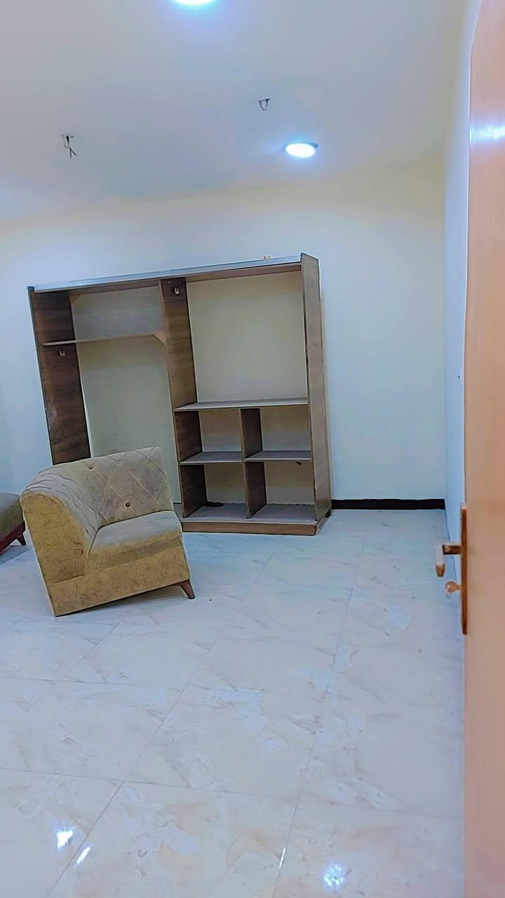 دار للبيع طابو صرف مساحة/ ٦٧م /ونص ٣غرف نوم/ ٢حمام واستقبال ومطبخ حي الجهاد مدخل الامانه موقع مميز قريب عن الشارع الرئيسي وشارع ١٥ رصيف ٣م 
للطلب والاستفسار/*********** /يوجد واتس اب
