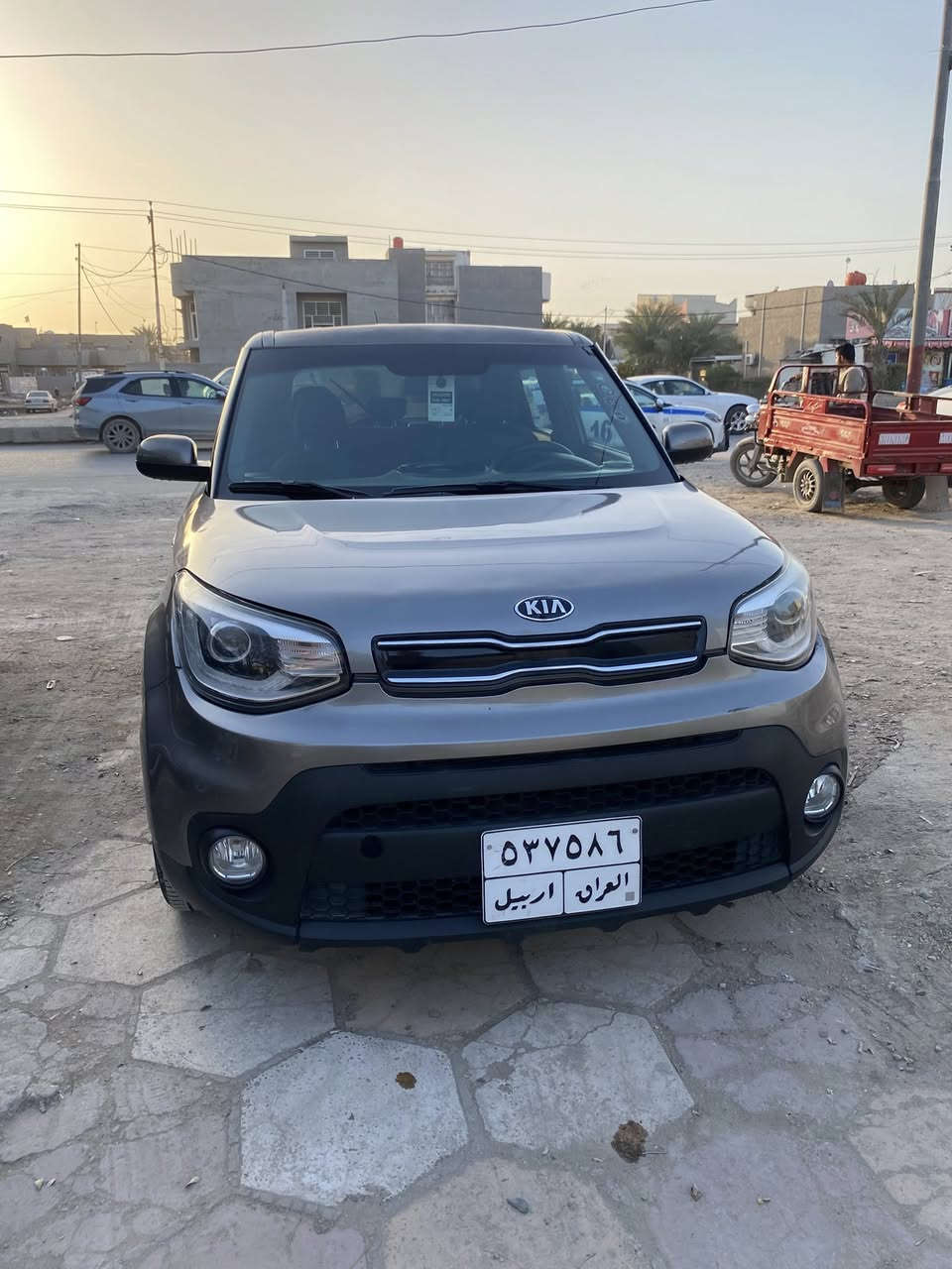 السلام عليكم كيا صول موديل 2018 رقم اربيل تريد تحويل تريد وكاله  مكينه 2000شاشة جبيرة تشغيل عن بعد كشافات زنون لايت زنون  تخم تاير جديد المكان السيارة بابل الحلة حي الجزائر السعر 120وبيها مجال ***********
