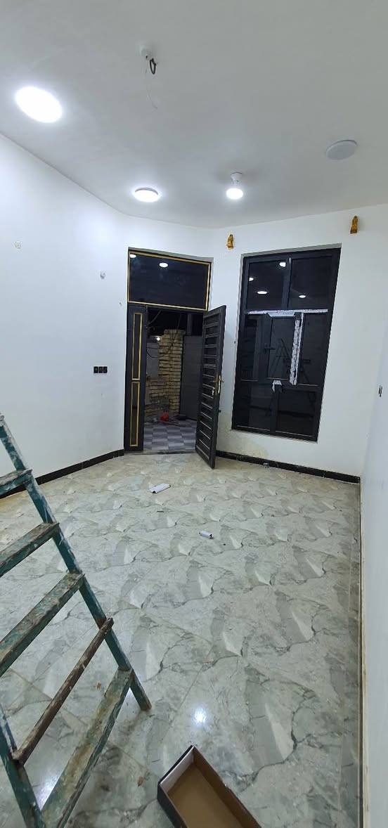 🏛 مكـــــتــــب مــحــــمد الامــــارة للـــعـــقـــار 🏛

🎗 نعلن عن بيع مشتمل في الطشاش الثانية بناء حديث 2024🎗

♦️-- مساحه 100 متر ❗️✅️
♦️-- واجه 5 م ↔️✅️
♦️-- النزال 20 م ↕️✅️
♦️-- عرض الشارع 10 متر ✅️
♦️-- طابق واحد يحتوي على :- غرفة + هول + استقبال + مطبخ + صحيات داخلية وخارجية 
♦️-- المنطقة توجد فيها خدمات تبليط + ماء + كهرباء + مجاري

♦️-- السعر بالنقد 99 وبي مجال !!

♦️-- السعر عن طريق المبادرة 107 وبي مجال !!
_______________________________
لـــلاســــتـــفـــســـار الاتـــصـــال عـــلـــى :
📱📱📲📲

*********** رسول الامارة
.
#عنوان_المـــكـــتــب
طشاش الثانية / نهاية شارع الاسعاف الفوري / ركن توزيع عميشة والضباط

🏛 مكـــــتــــب مــحــــمد الامــــارة للـــعـــقـــار 🏛 دهل اوران, واسط
