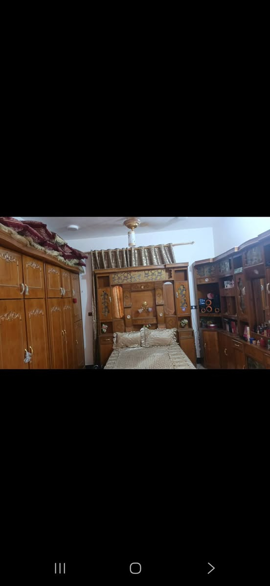 ***********.                 ٧٥٠
