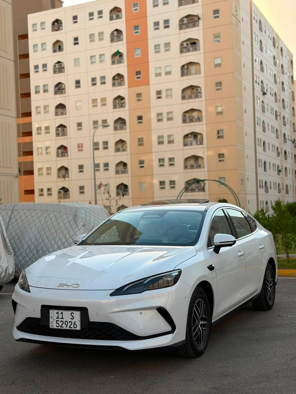 السلام عليكم بي وايدي سيل 5 مكفوله كفاله عامه فول مواصفات 13 كامرا فتحه سلايد كشن كهرباء مري شفط نقاطت عمياء بلمري داشكام ابلادي  حساسات امامي خلفي رادار امامي ومحيطي شاشه جبيره تطبك وحدهه اوتو بارك 

السعر 23/450 مليون وبيه مجال 

م هـ. ***********
