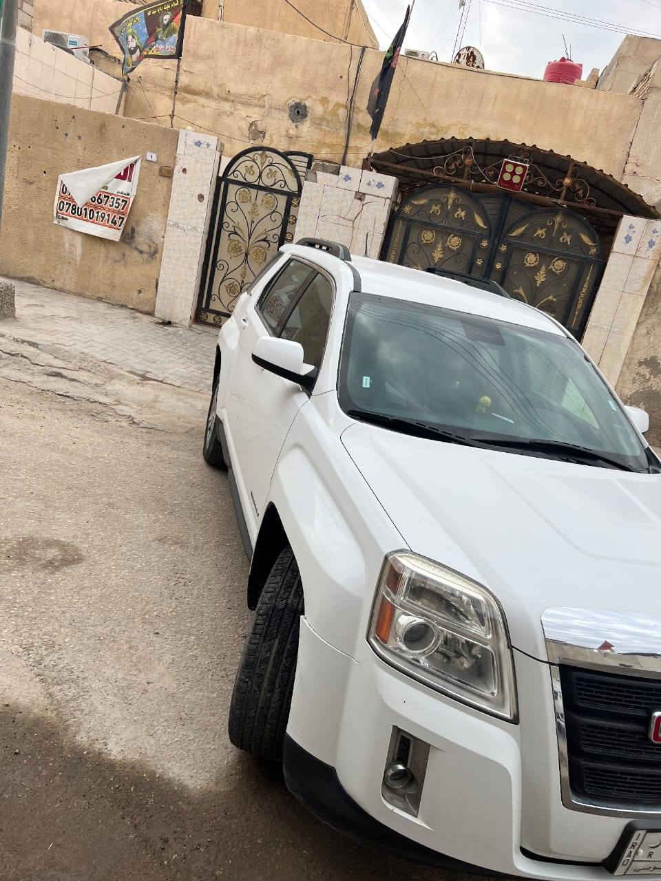 جمسي تيران موديل ٢٠١٤ ماشيه ١٠٠ الف ضربته صندوك محرك ٢٤٠٠ سعر ١٢٠ رقم بصره بأسمي للأتصال ***********١ والعنوان بصره
