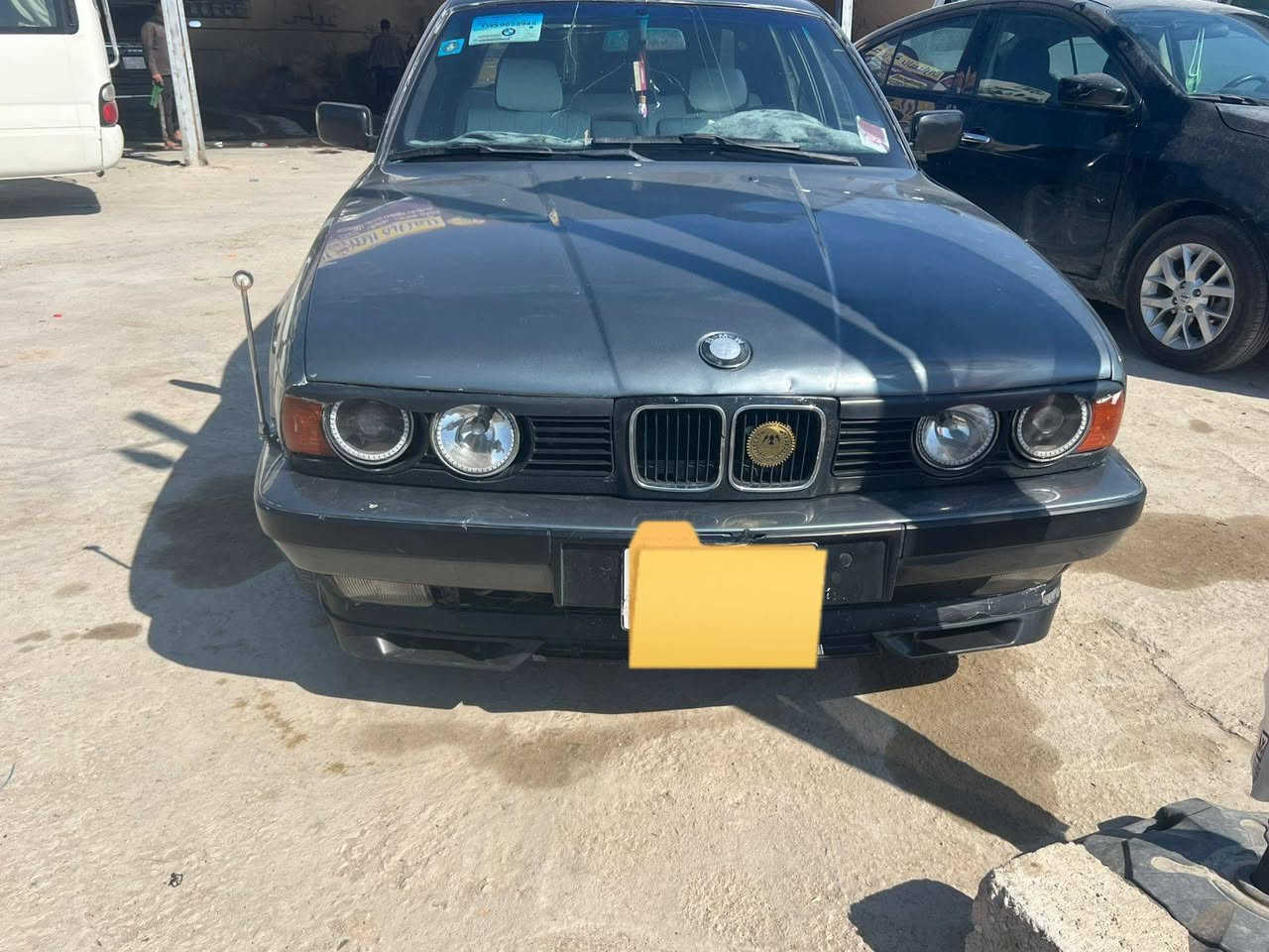 سلام عليكم بي ام  البيع اصولي كير محرك  بطه   حداديه تبريد تاير كله جديده جاهزه من الدعاميه الدعاميه  مصبوغه عام جماليه  مراوس ترهم 
العنوان ناصريه المركز. اتصل  ‏‪***********‬‏
