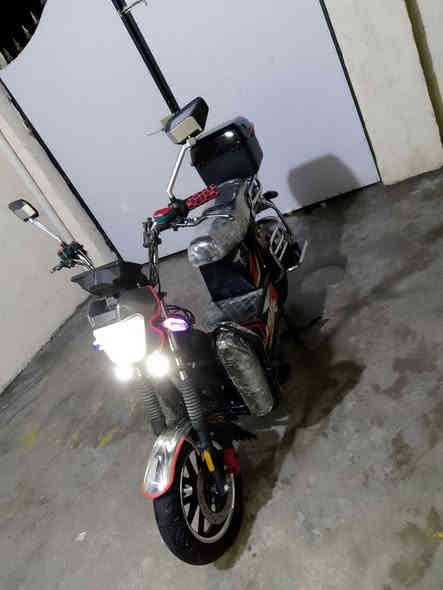 السلام عليكم موطور جبلي للبيع 
موديل 24 موطور جديد ماتذب علي كلشي
بطاريات جديد 6 باتري موطور مال جناي 
مثل ماموضح بالصوره جاهز مجهز
المكان شارع الأطباء بالسوگ القديم 
السعر 620 للأستفسار 
الاتصال بالرقم ***********
