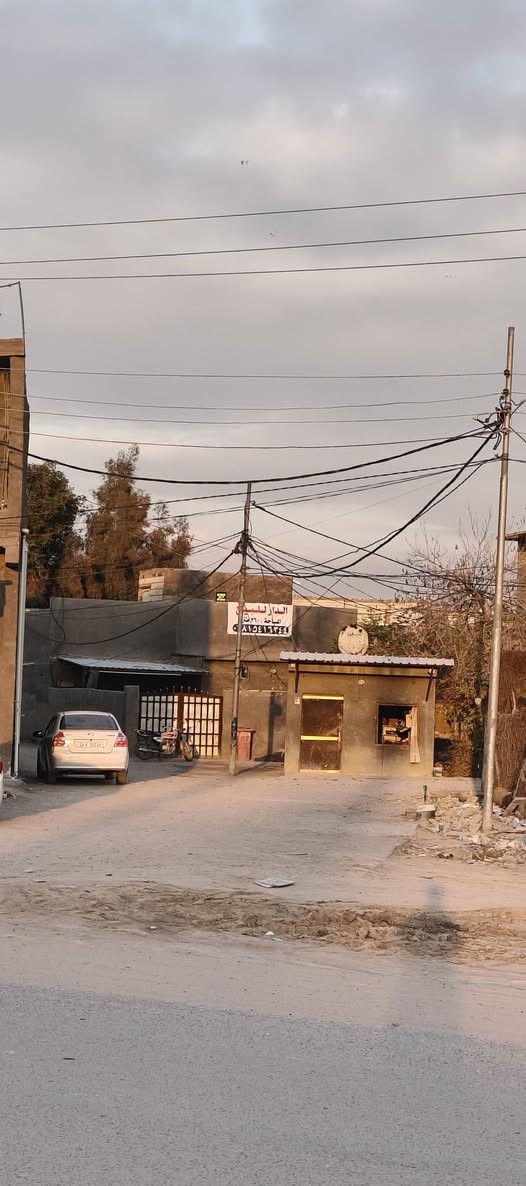 دار للبيع مساحه 260متر طابو زراعي صرف سند 25 باسمي تحويل مباشر واجه 13نزال  22 عنوان شارع 100مقابيل جسر المشاه
الاستفسار اكثر الاتصال علي الرقم ***********
