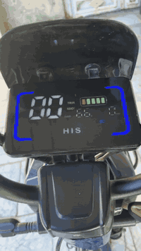 السلام عليكم دراجة شحن وبايسكل شركة HIS  حجم 26 
استخدام قليل مابيها أي عطل فقط الحساس البصمه عطلان سرعتها الحقيقه ٦٠ وتكون اربع نمر بيها MP3 اشارات يمين ويسار 
مكاني ناصرية مركز 
السعر : 375 وبيها مجال للطيبين 
الرقم : ***********
